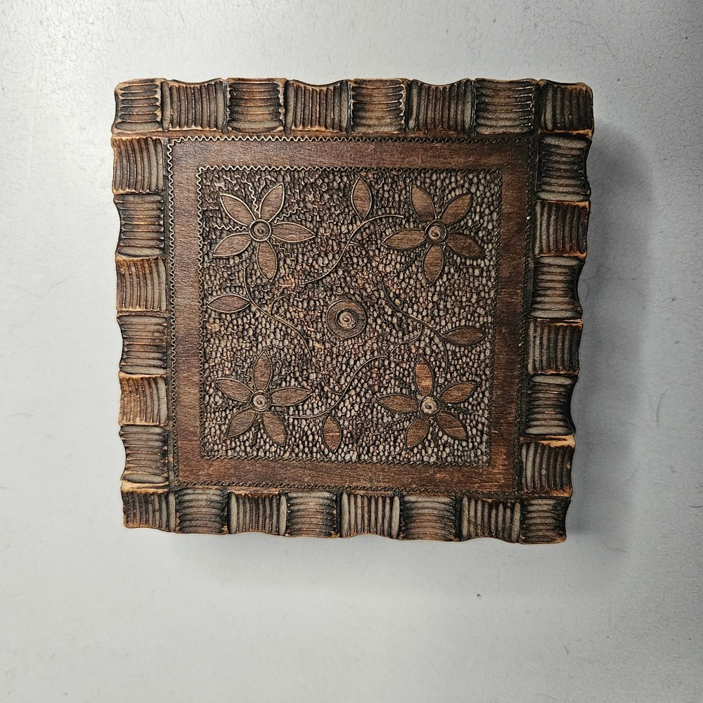Vintage Hand Carved Wooden Floral Trinket Box Jewelry Keepsake Folk Art India